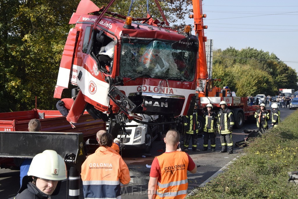 Schwerer VU PKlemm A 57 Rich Innenstadt Hoehe Koeln Chorweiler P115.JPG - Miklos Laubert